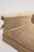Stivaletti donna Ultra Mini Bailey Bow sabbia 1185491 SAND UGG 