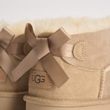 Stivaletti donna Ultra Mini Bailey Bow sabbia 1185491 SAND UGG 