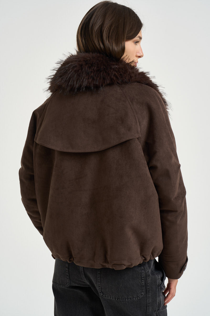 Giacca donna corta con collo in ecopelliccia fondente 4140 SUEDECHOCOLATE VALENTINI 