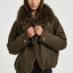 Giacca donna con collo in ecopelliccia verde oliva K6101 PARKAARMY GREEN VALENTINI 