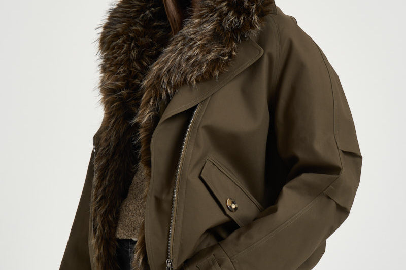 Giacca donna con collo in ecopelliccia verde oliva K6101 PARKAARMY GREEN VALENTINI 