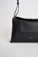 Borsa donna "Penelope" Slouch nera 000148 BLACKCRUST WANDLER 