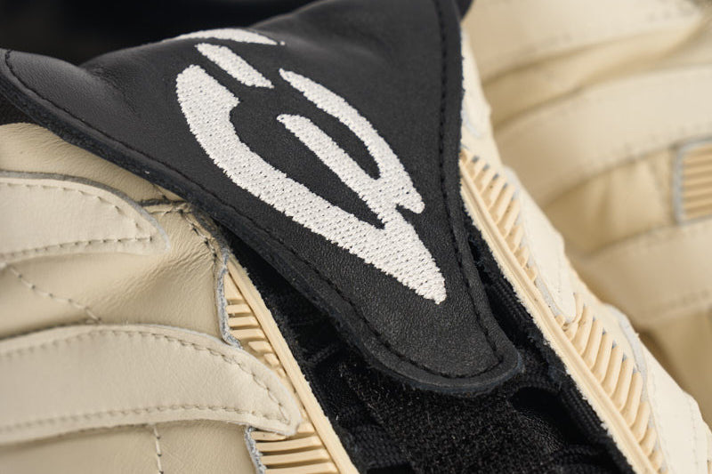 Sneakers uomo Predator Precision panna e nere HP4657  Y-3 