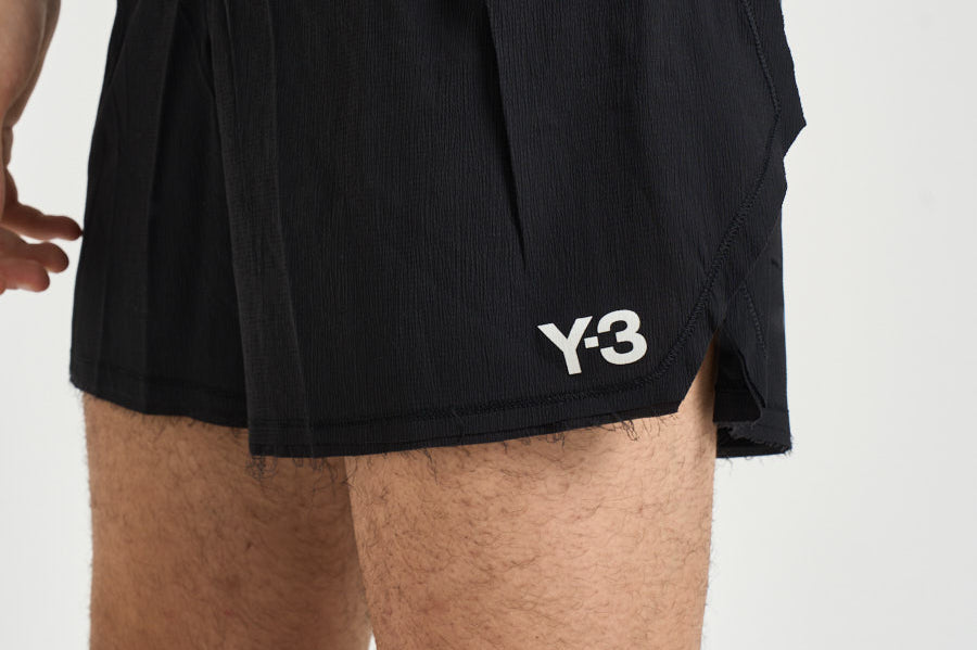 Bermuda uomo in tessuto tecnico nero KF6195 BLACK Y-3 