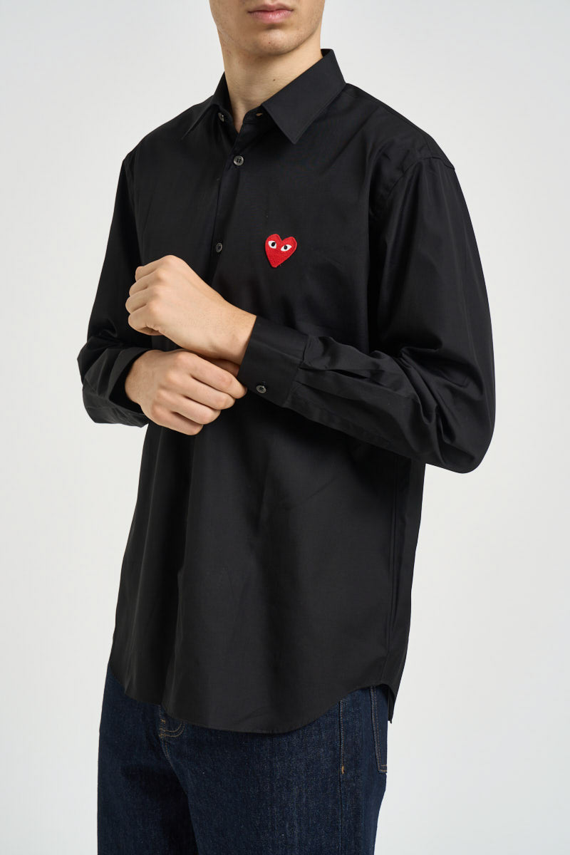 Camicia uomo con cuore nera AXB0020 BLACK COMME DES GARCON PLAY 