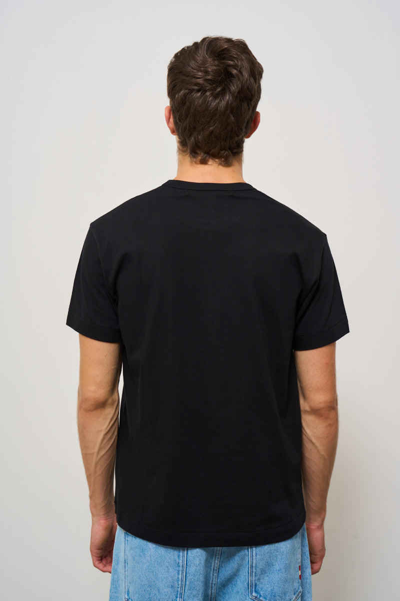 T-shirt uomo nera con cuore rosso AXT108 BLACK COMME DES GARCON PLAY 