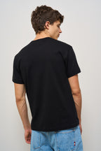 T-shirt uomo nera con cuore rosso AXT108 BLACK COMME DES GARCON PLAY 