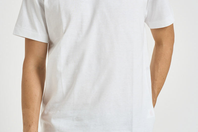 T-shirt uomo bianca con cuore rosso AXT108 WHITE COMME DES GARCON PLAY 