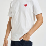 T-shirt uomo bianca con cuore rosso AXT108 WHITE COMME DES GARCON PLAY 
