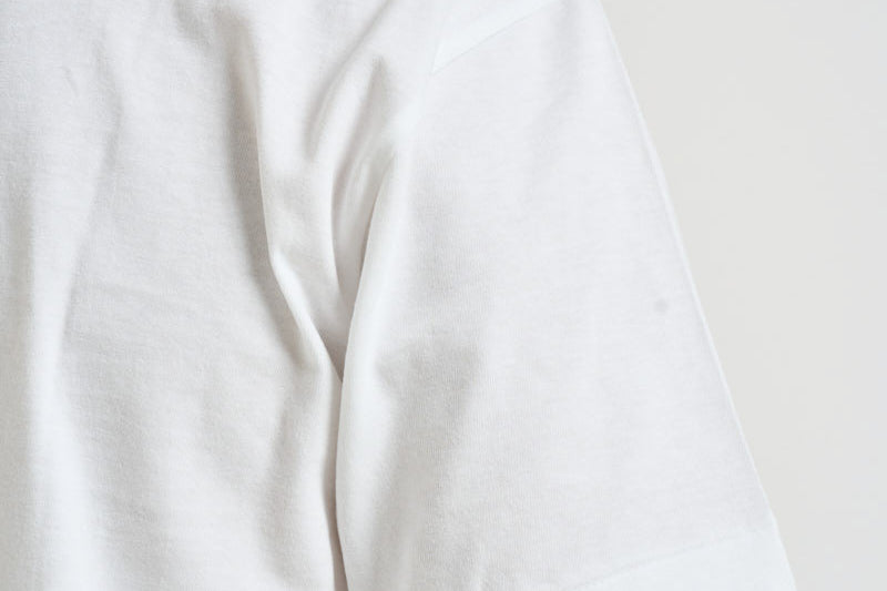 T-shirt uomo bianca con cuore rosso AXT108 WHITE COMME DES GARCON PLAY 