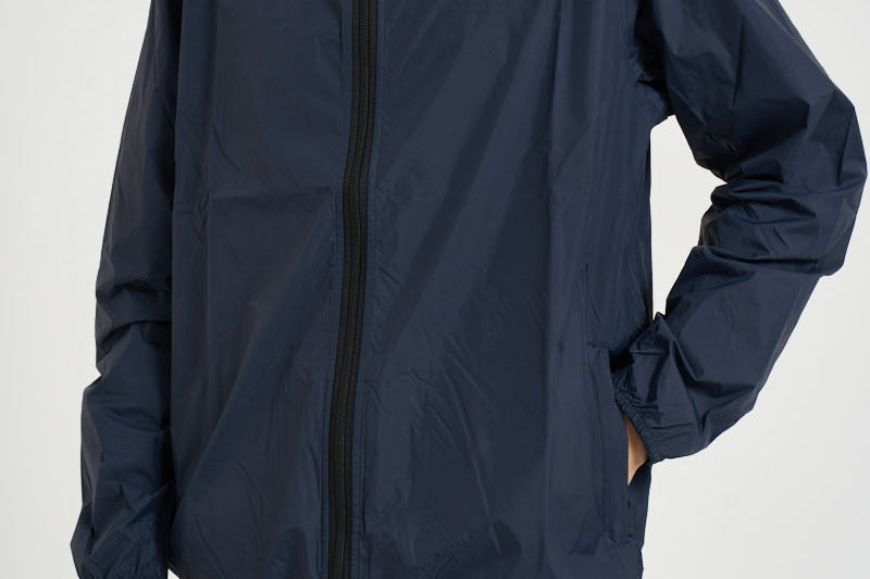 Impermeabile K-Way uomo con cappuccio blu navy AZJ501 NAVY COMME DES GARCON PLAY 