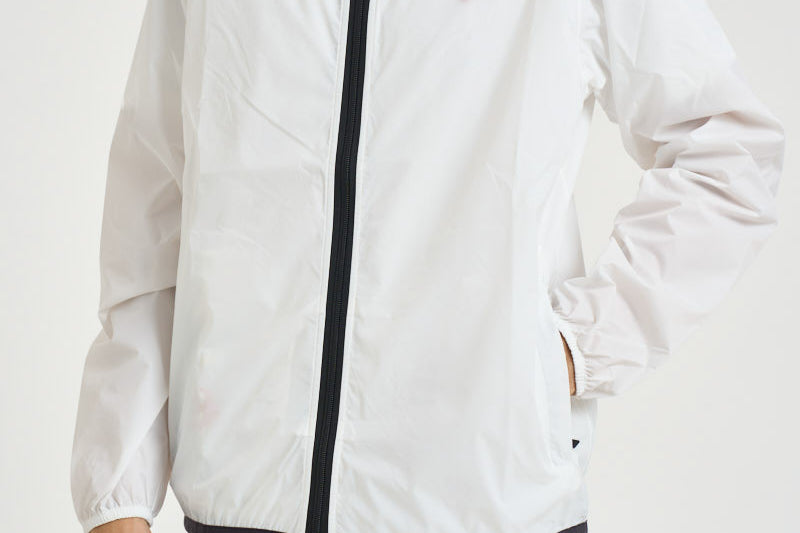 Impermeabile K-Way uomo con cappuccio bianco AZJ501 WHITE COMME DES GARCON PLAY 