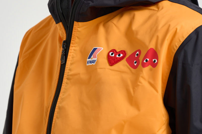 Giacca uomo con cappuccio arancione e nera AZJ505 ORANGEBLACK COMME DES GARCON PLAY 