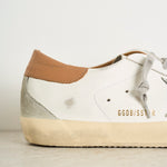 Sneakers uomo bianco e cammello GMF00102 F00218210803 GOLDEN GOOSE 