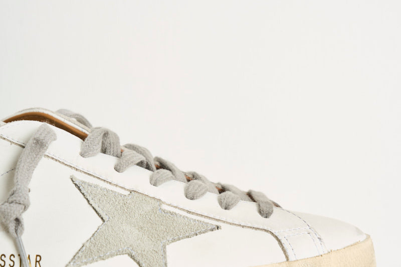 Sneakers uomo bianco e cammello GMF00102 F00218210803 GOLDEN GOOSE 