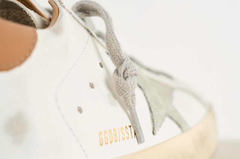 Sneakers uomo bianco e cammello GMF00102 F00218210803 GOLDEN GOOSE 