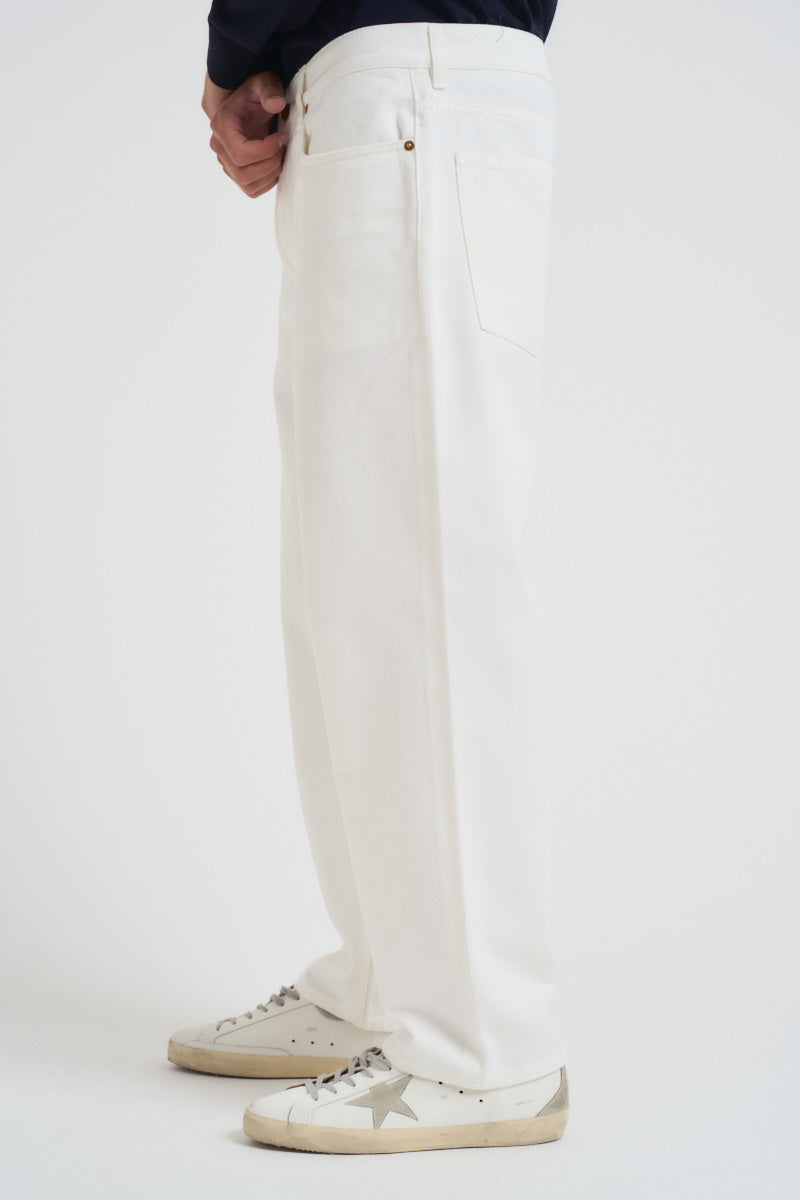 Jeans uomo dritto in denim bianco GMP01186 P00098010190 GOLDEN GOOSE 
