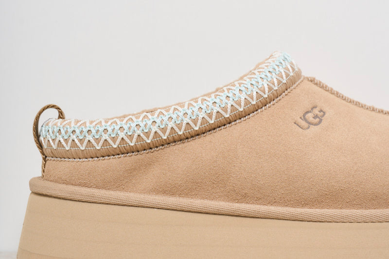 UGG 1122553SAND