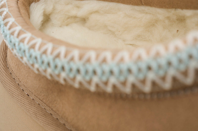 UGG 1122553SAND