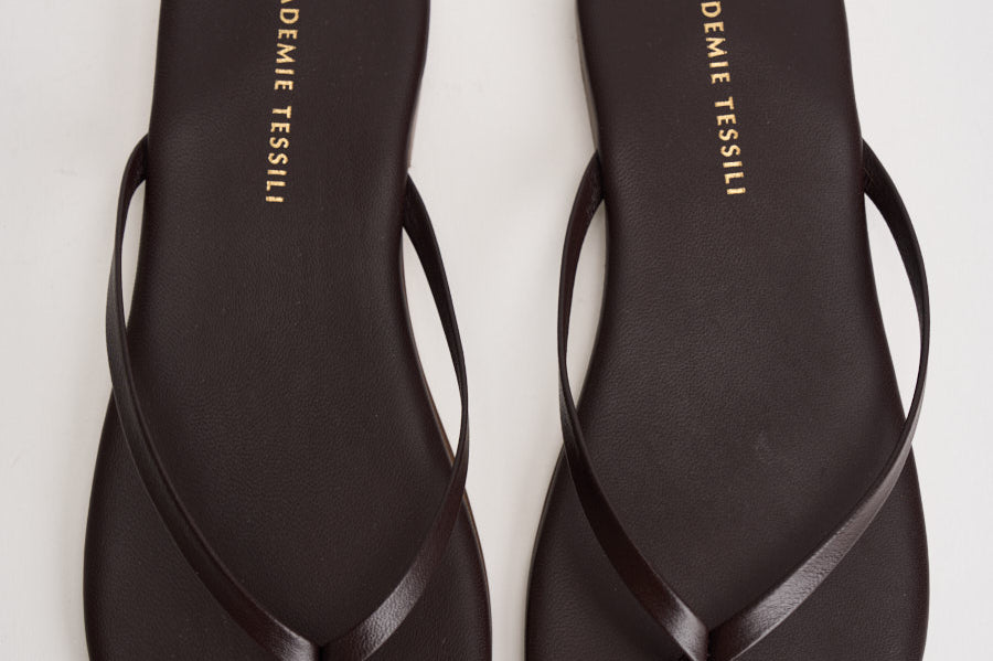 Sandalo donna infradito in pelle nera 10165 MORO ACCADEMIE TESSILI 