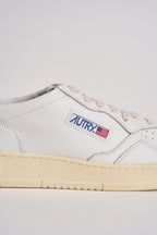 Sneakers uomo Medalist Low bianca e viola AULM LL08 AUTRY 