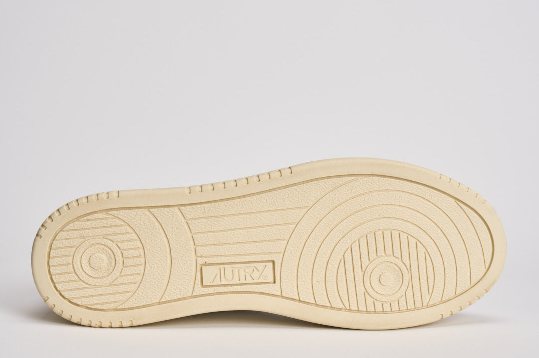 Sneakers uomo Medalist low in suede beige e nera AULM LS21 AUTRY 