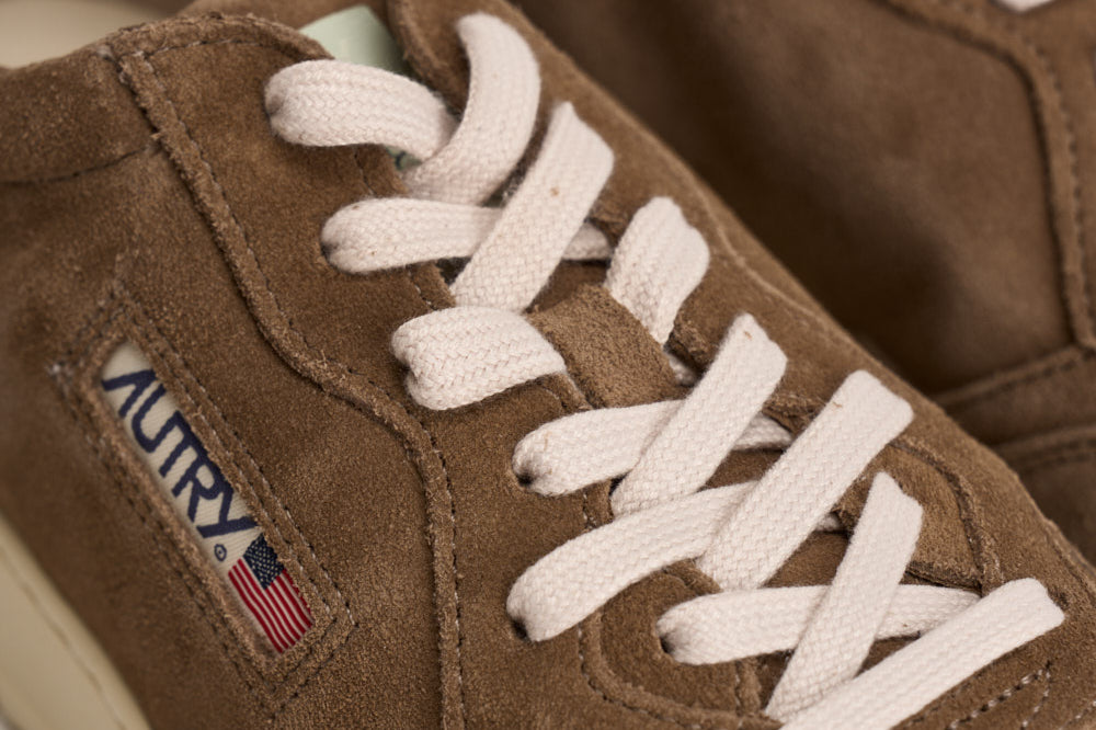 Sneakers uomo Medalist low suede marrone AULM UH10 AUTRY 