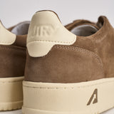 Sneakers uomo Medalist low suede marrone AULM UH10 AUTRY 
