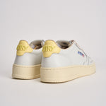 Sneakers donna Medalist Low ianca e gialla AULW DL02 AUTRY 