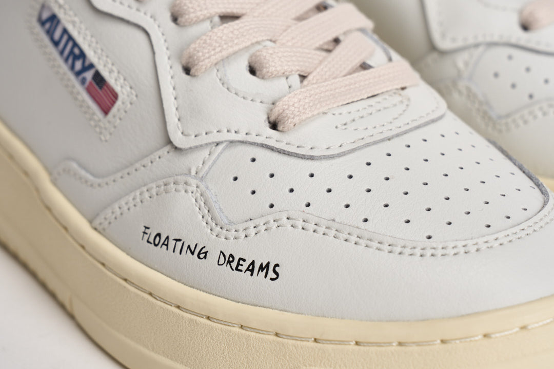 Sneakers donna Medalist Low ianca e gialla AULW DL02 AUTRY 