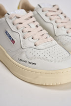Sneakers donna Medalist Low ianca e gialla AULW DL02 AUTRY 