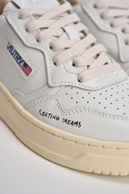 Sneakers Medalist Low donna AULW DL03 AUTRY 