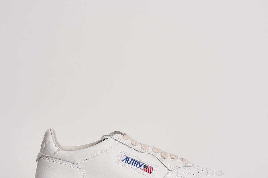 Sneakers donna Medalist low in pelle bianca AULW LL15 AUTRY 