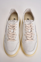Sneakers donna Medalist low in pelle bianca AULW LL15 AUTRY 