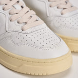 Sneakers donna Medalist low in pelle bianca AULW LL15 AUTRY 