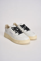Sneakers donna Medalist Low bianca e cavallino leopardato AULW OC01 AUTRY 