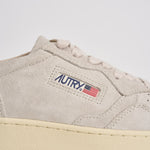 Sneakers donna Medalist low in suede beige AULW UH01 AUTRY 