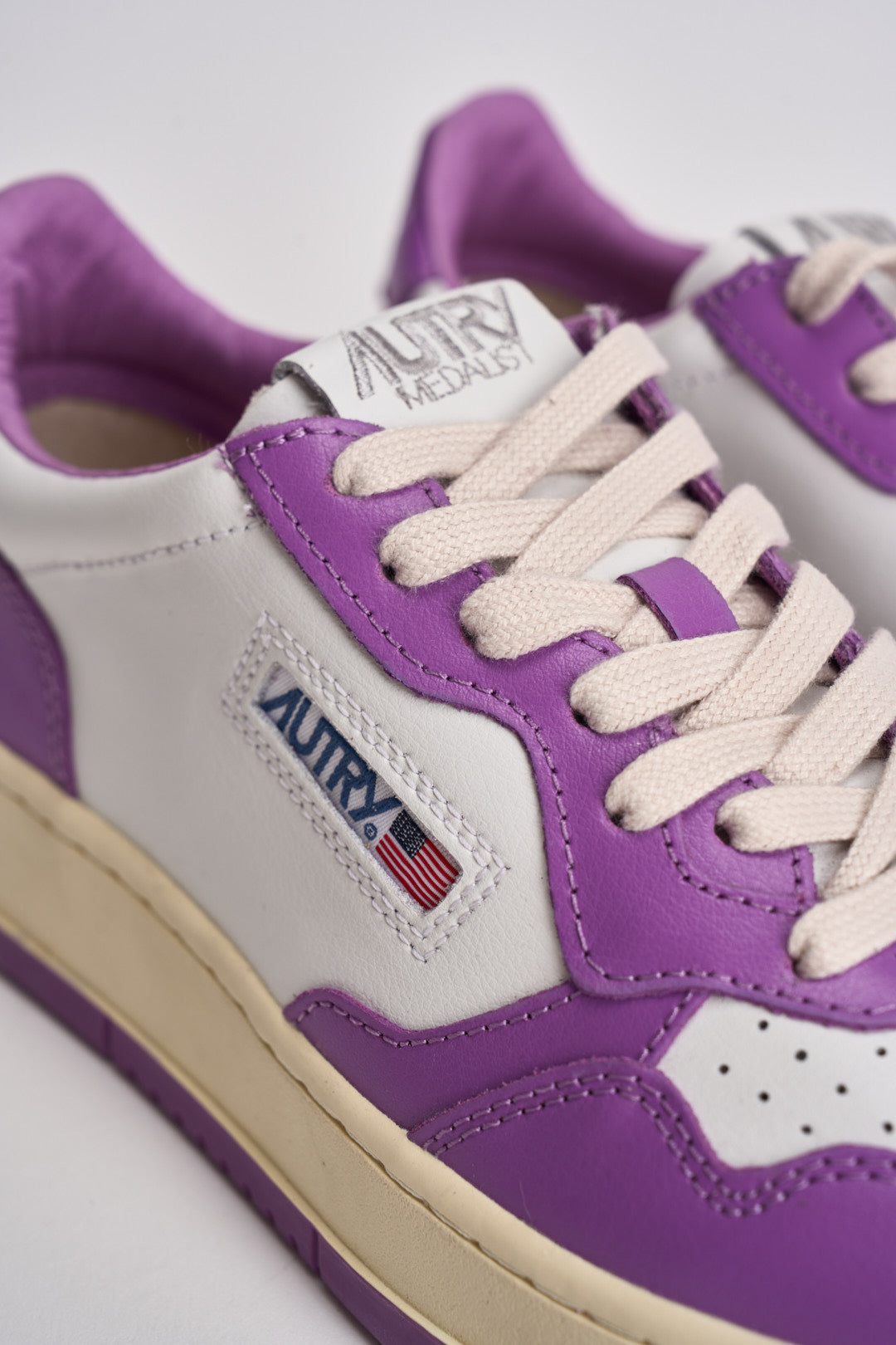 Sneakers donna Medalist viola AULW WB07 AUTRY 