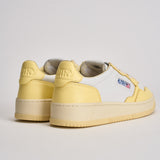 Sneakers donna Medalist gialla AULW WB63 AUTRY 