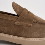 Mocassino uomo in suede tortora 2405 VISONEM08 DOUCAL'S 