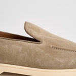 Mocassino uomo in suede beige 3413 VISONEC15 DOUCAL'S 