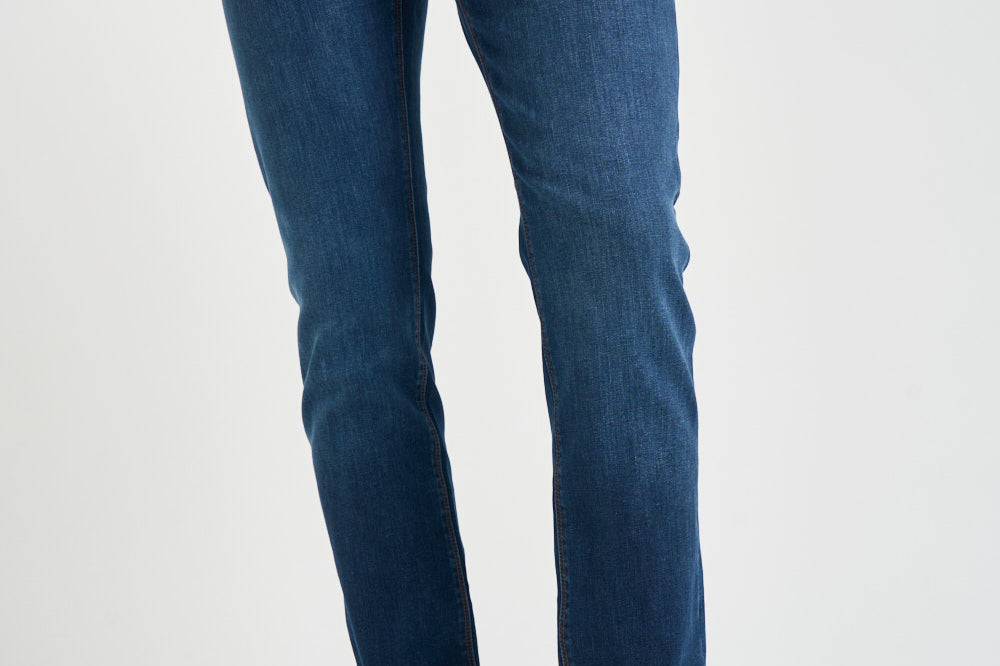 Jeans uomo skinny in denim blu EM000121 AF22800MB002 EMPORIO ARMANI 