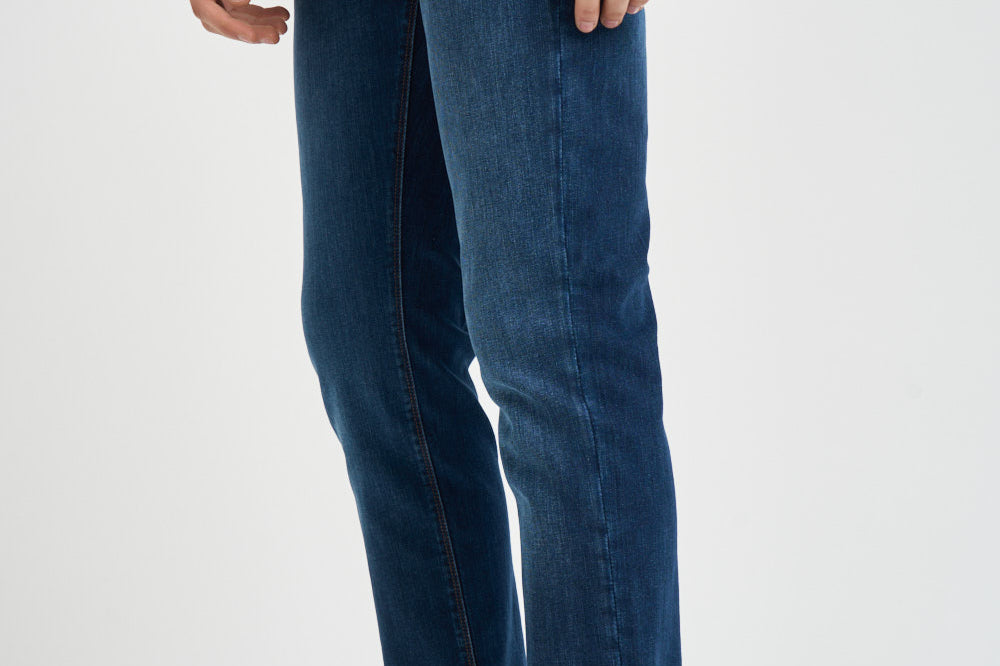 Jeans uomo skinny in denim blu EM000121 AF22800MB002 EMPORIO ARMANI 