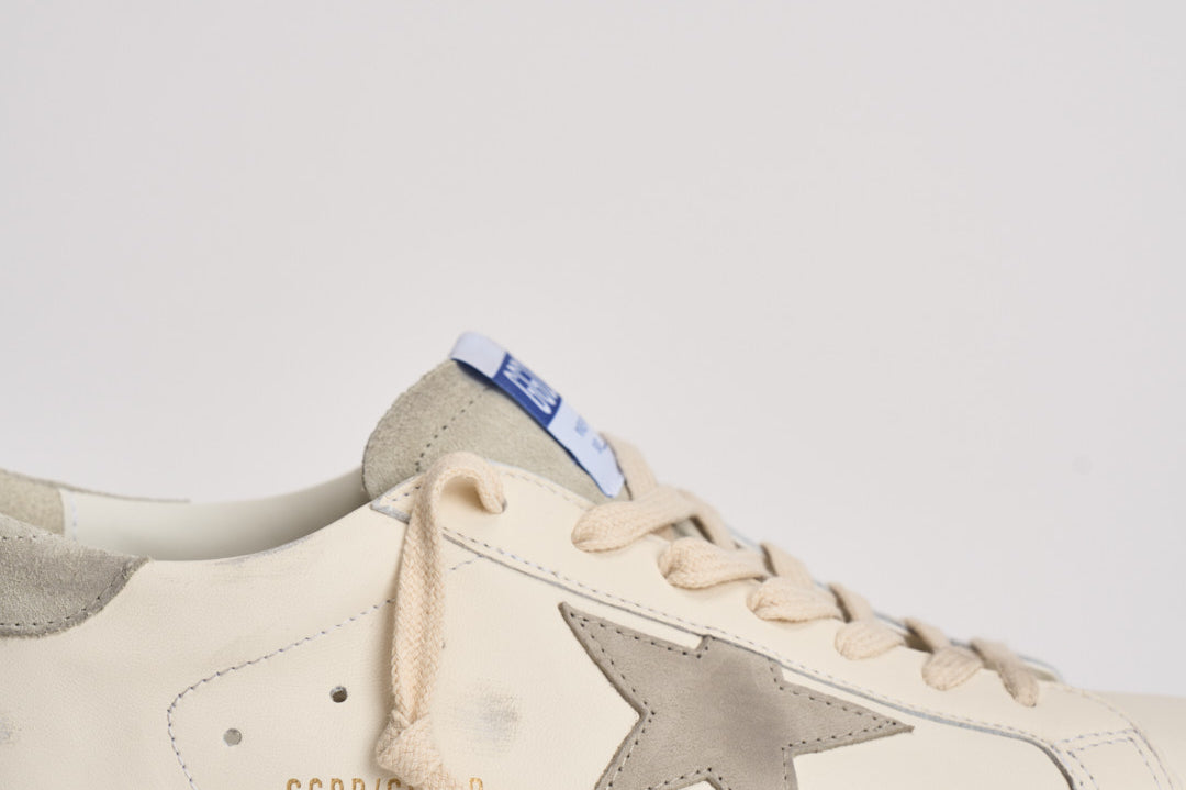 Sneakers uomo Super star bianca e grigia GMF00102 F00535911166 GOLDEN GOOSE 
