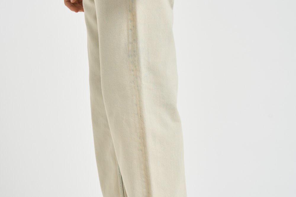 Jeans uomo gamba dritta in denim chiaro<BR/> GMP01636 P00234915929 GOLDEN GOOSE 