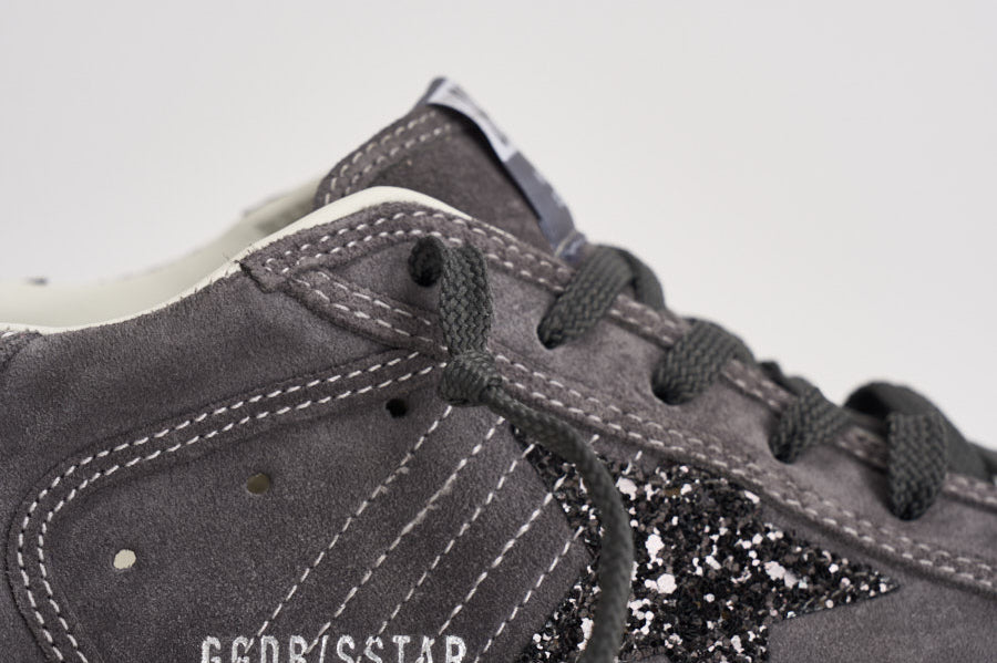 Sneakers donna Super Star in suede grigio GWF01002 F00814160661 GOLDEN GOOSE 