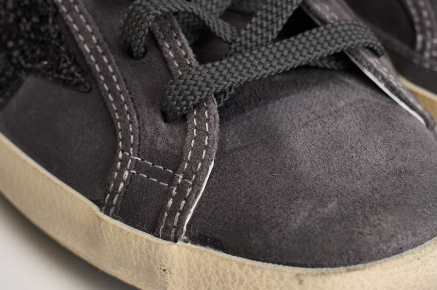 Sneakers donna Super Star in suede grigio GWF01002 F00814160661 GOLDEN GOOSE 
