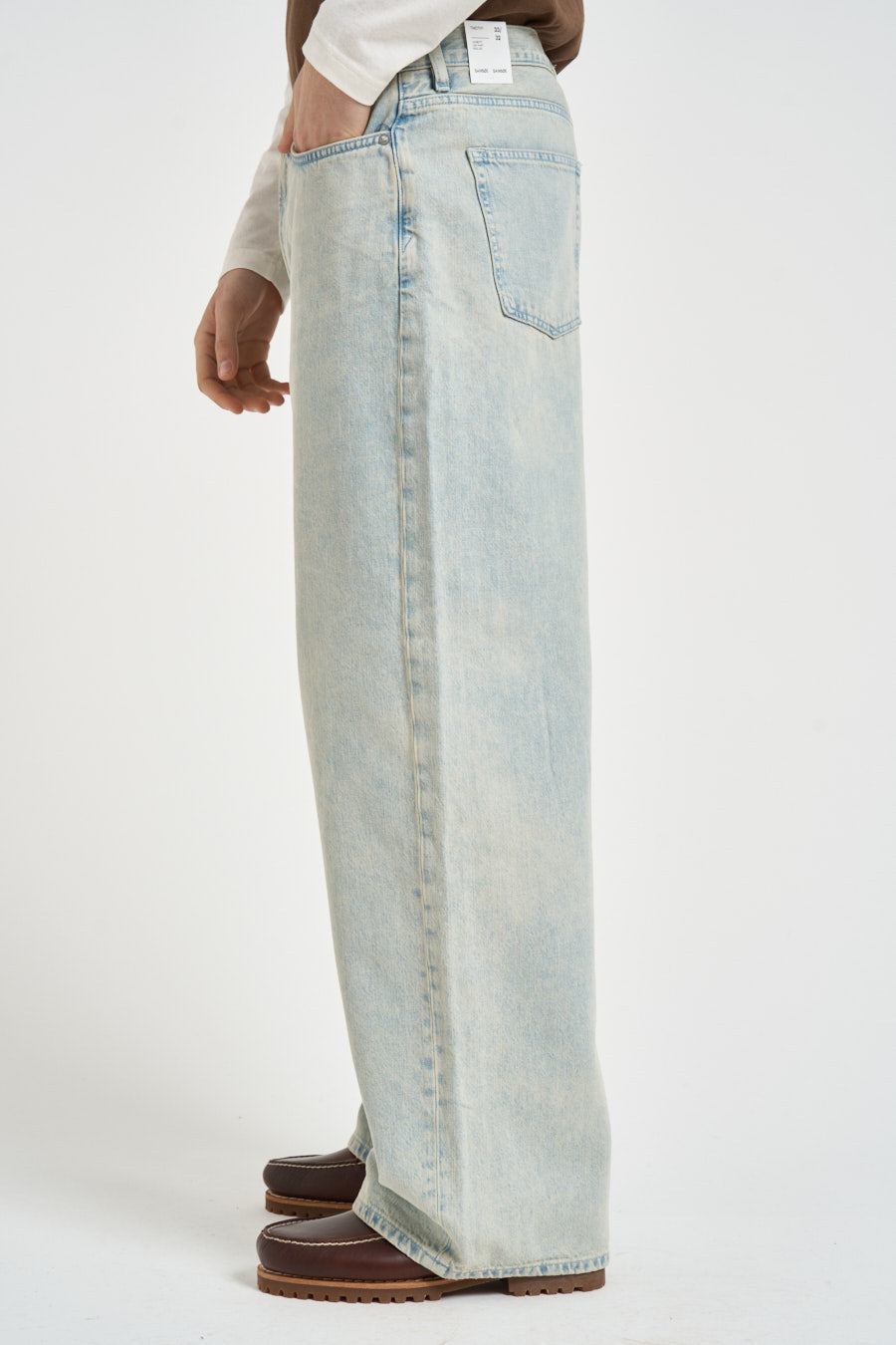 Jeans uomo wide leg in denim chiaro M26100008 PALECLOUD SAMSØE SAMSØE 