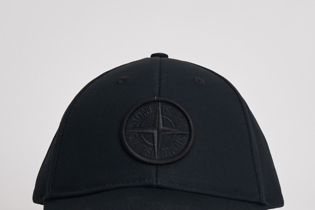 Cappello uomo con ricamo nero 9100013 S0248V0029 STONE ISLAND 