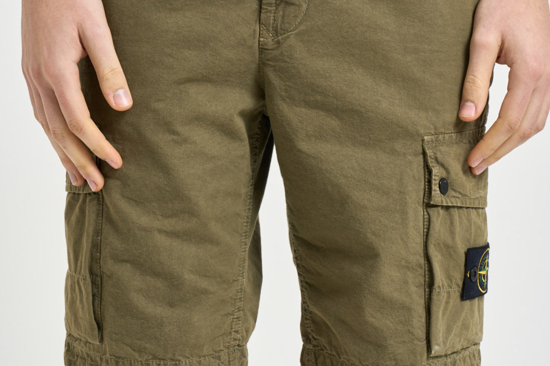 Bermuda uomo verde militare L100019 S00WAV015G STONE ISLAND 